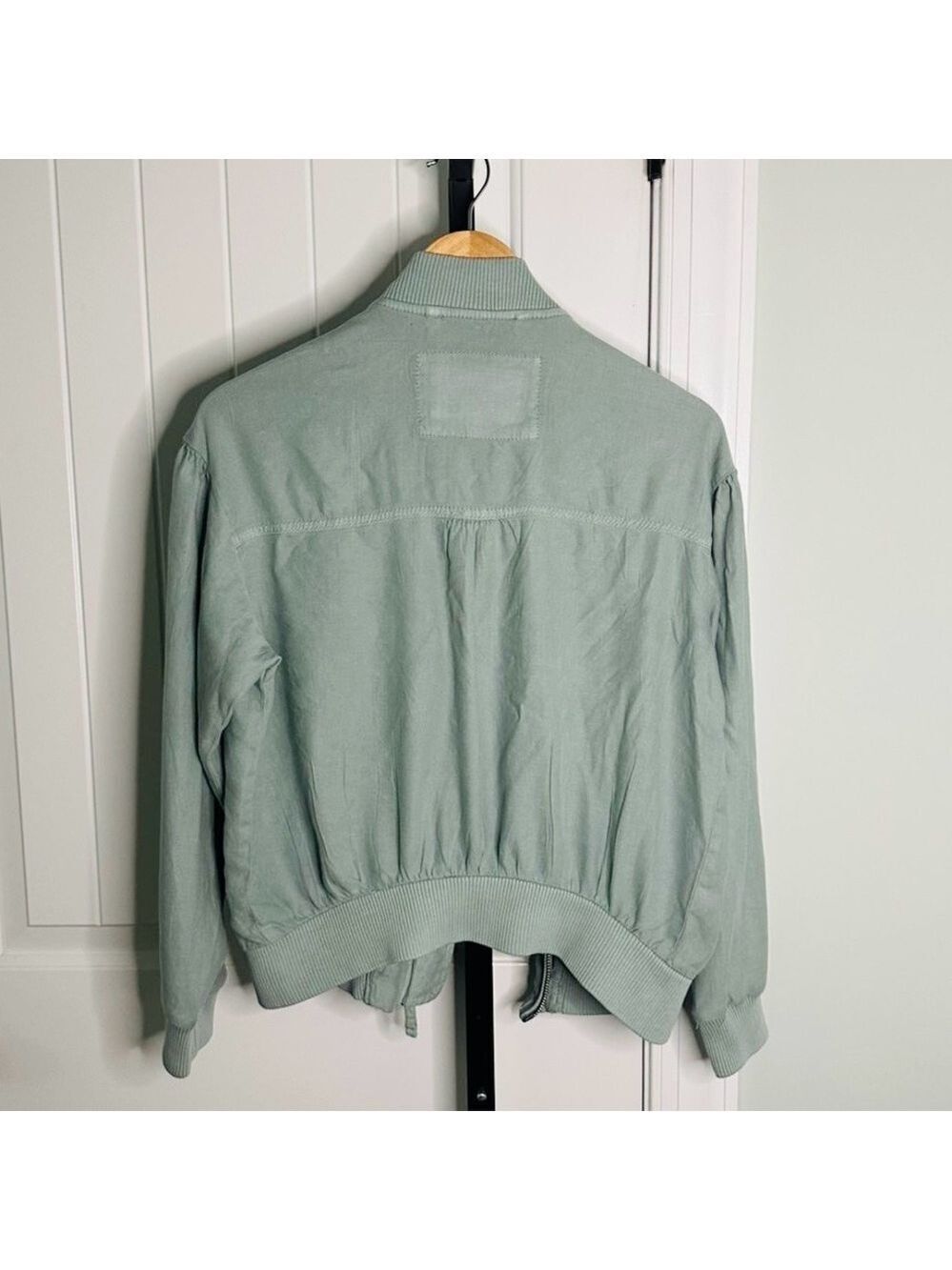 American Eagle-Linen-Blend Cropped Bomber Jacket-Size Small-Moss Grey - Picture 4 of 9